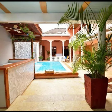 Pensión In Guest - Ca-3 Gethsemane With Breakfast Included And Wifi Cartagena
