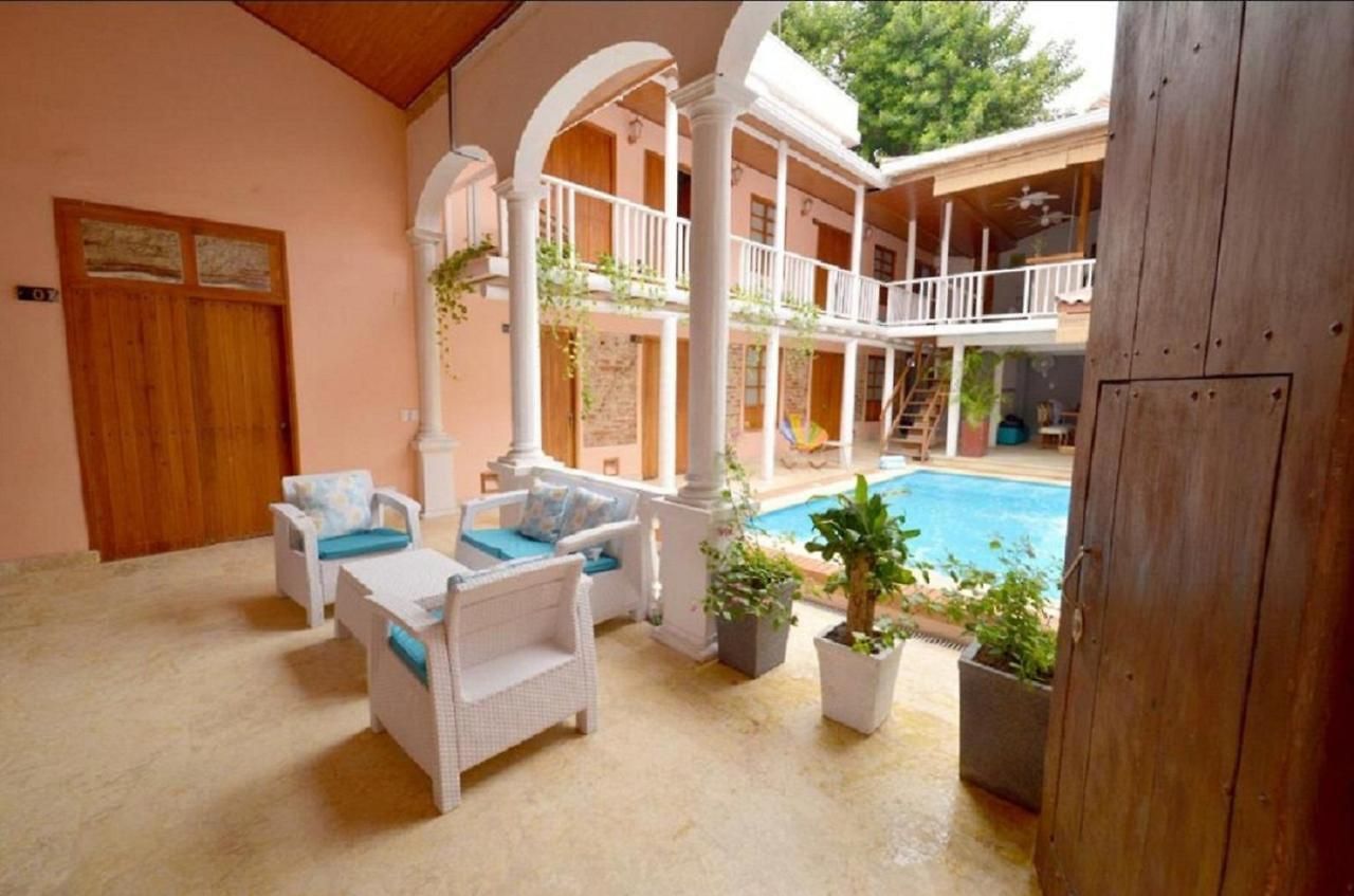 Pensión In Guest - Ca-3 Gethsemane With Breakfast Included And Wifi